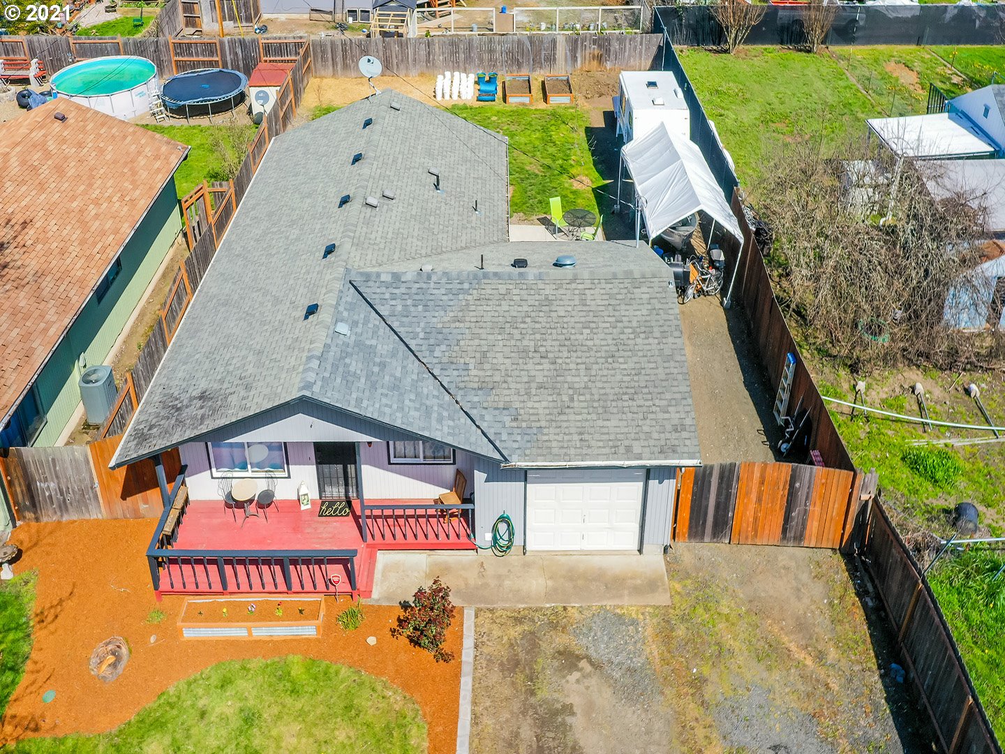 5174 Daisy Street Springfield, OR 97478 - Photo 4 of 32