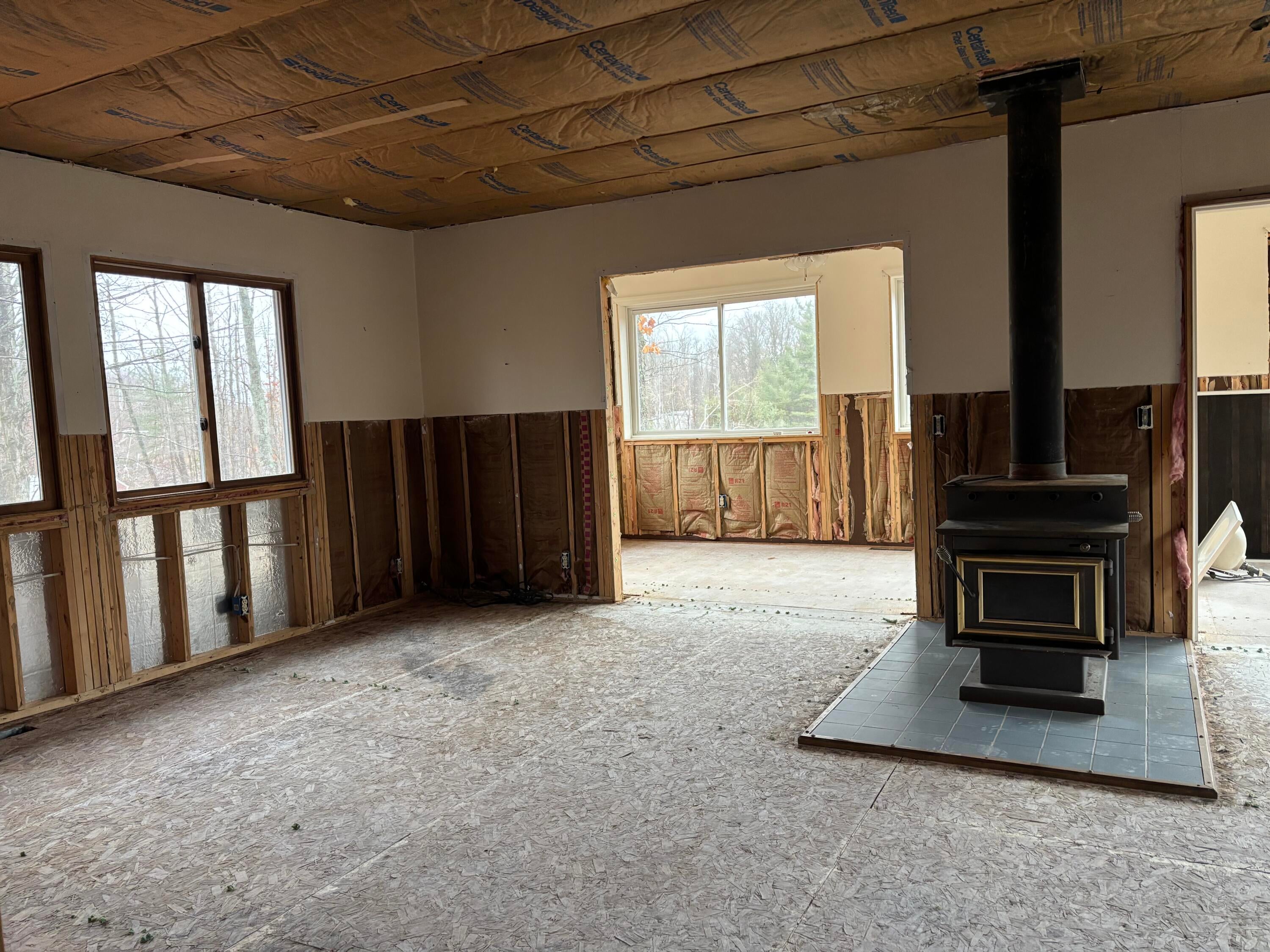 8451 North Sherman Road Frederic, MI 49733 - Photo 10 of 24 Living Room