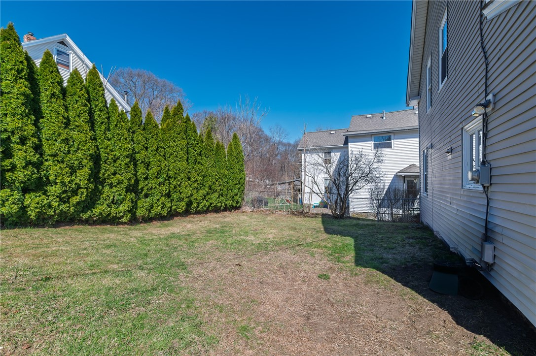 708 3rd Avenue Woonsocket, RI 02895 - Photo 37 of 40
