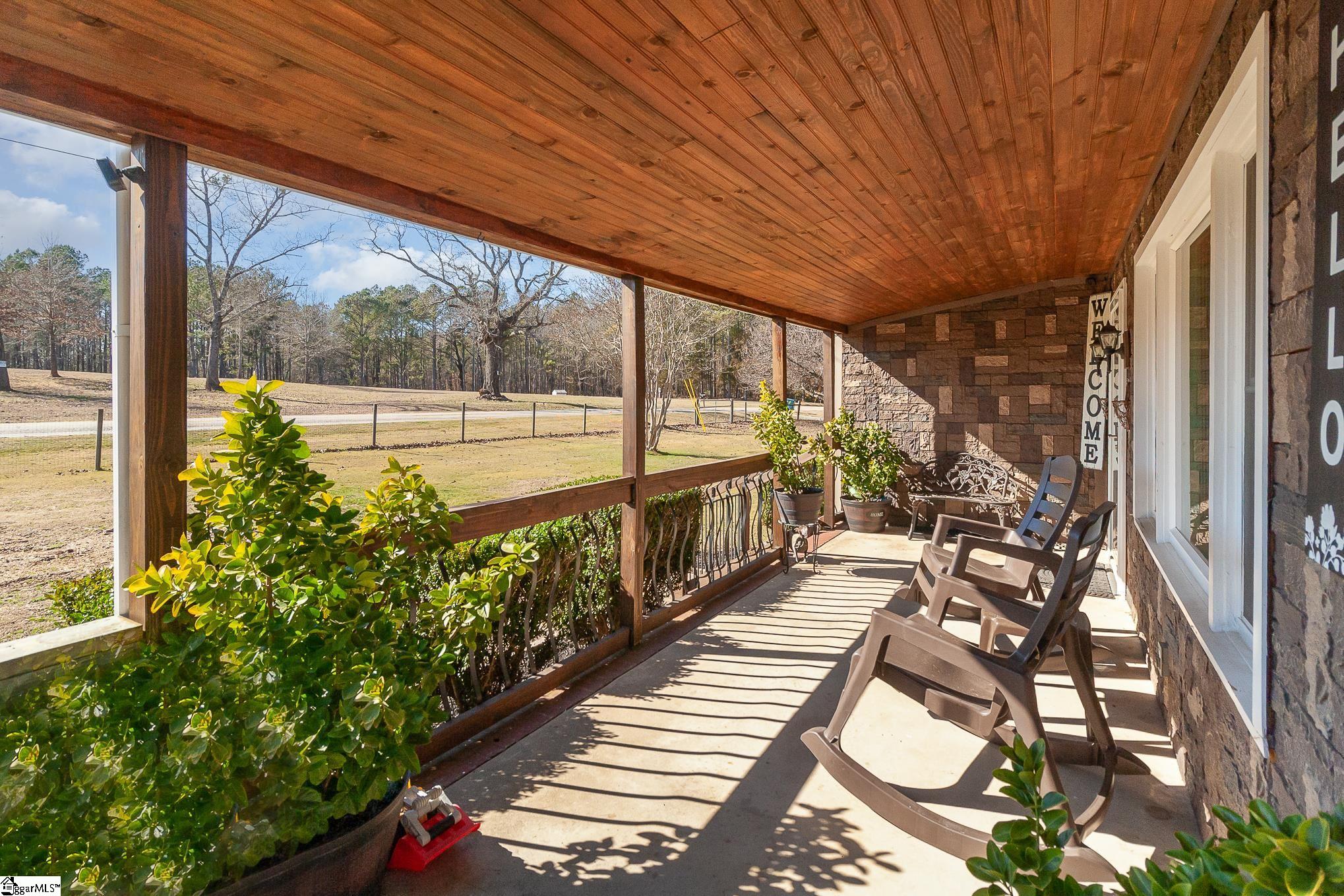 325 Berry Road Pelzer, SC 29669 - Photo 19 of 34