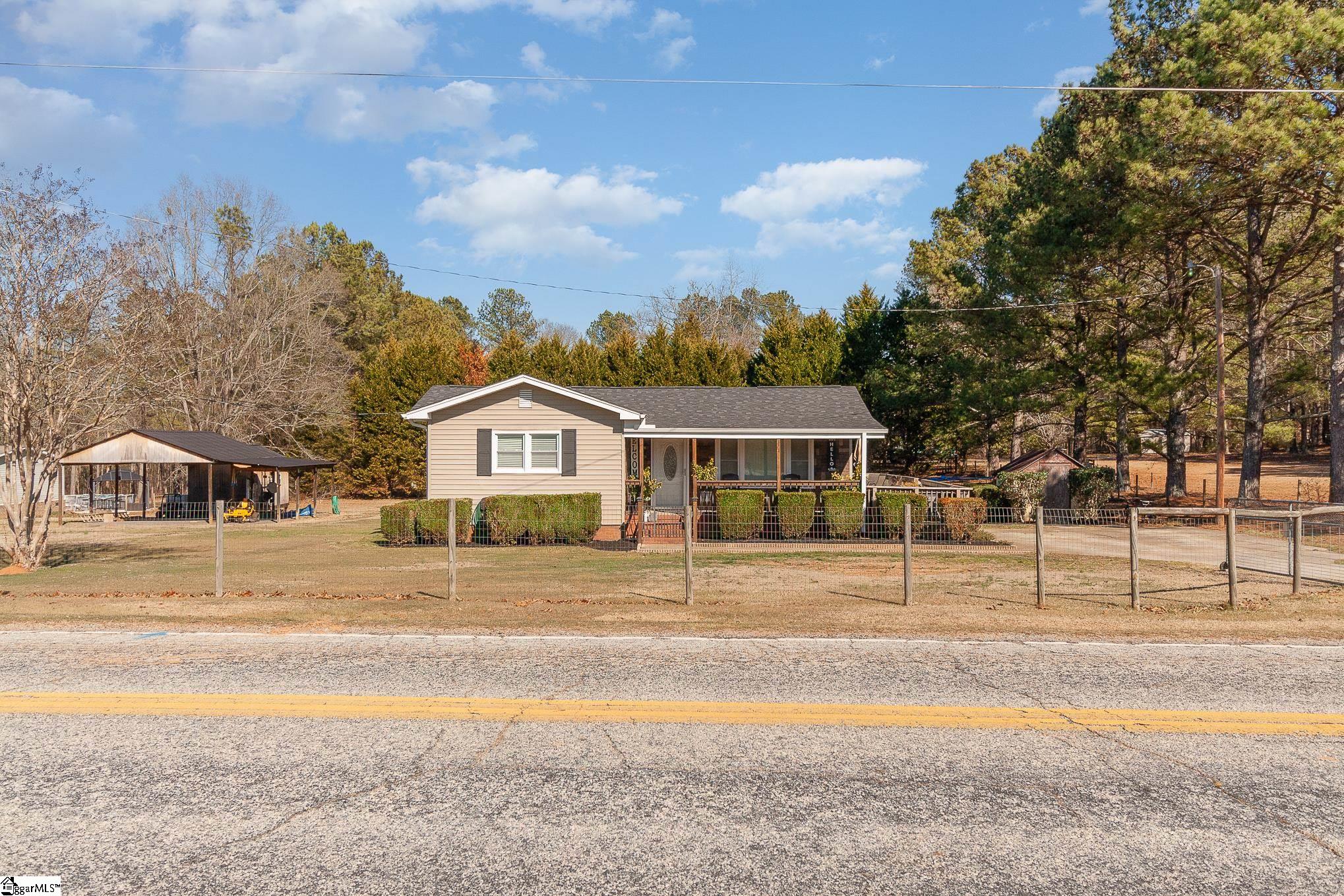 325 Berry Road Pelzer, SC 29669 - Photo 2 of 34