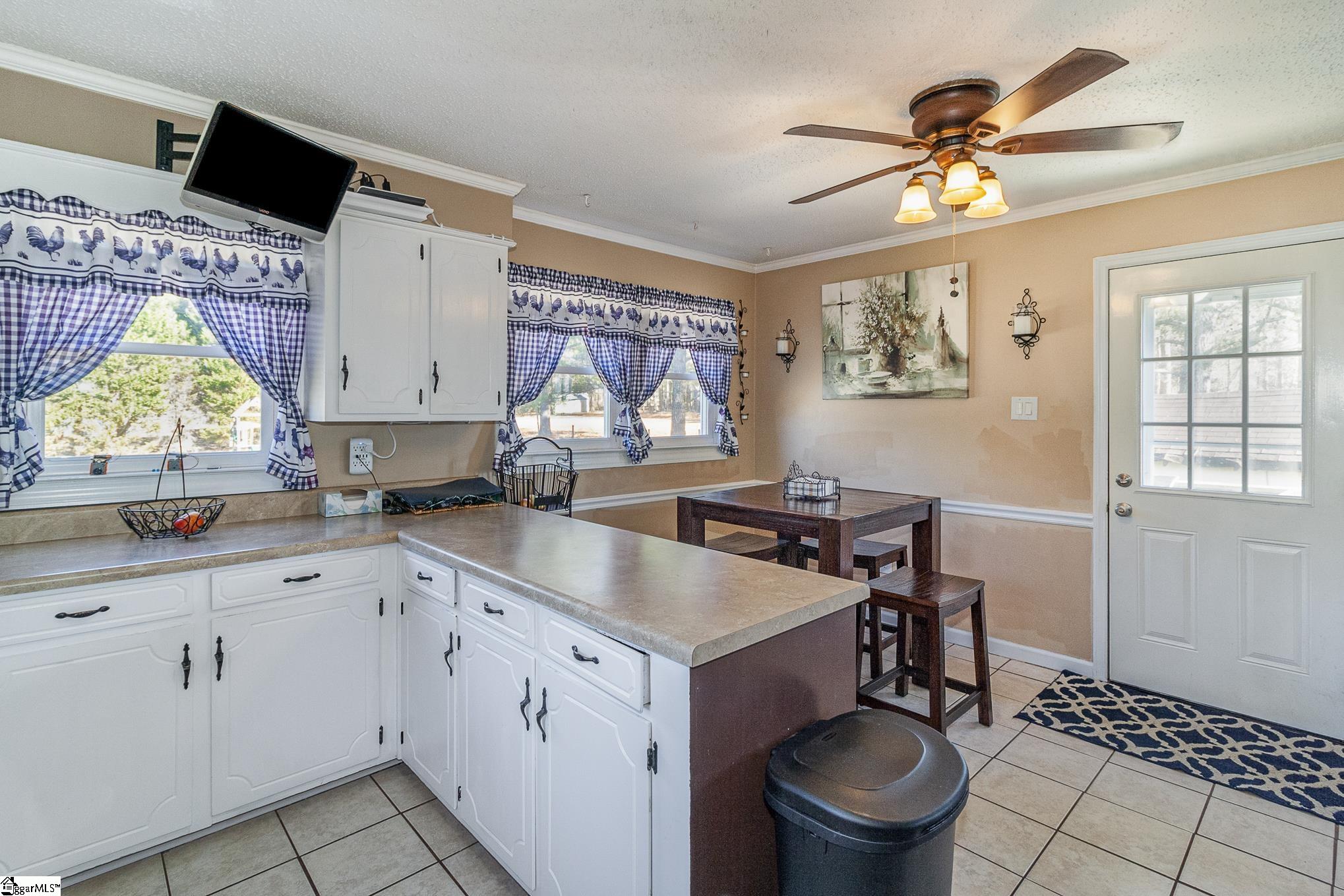 325 Berry Road Pelzer, SC 29669 - Photo 29 of 34