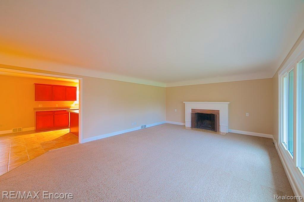 160 Kalhaven Road Rochester Hills, MI 48307 - Photo 14 of 24
