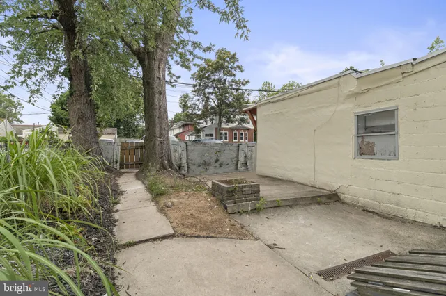 $2,300 | 614 Station Avenue, Unit B, Haddon Heights, NJ 08035