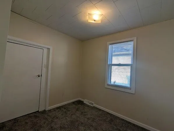 $99,900 | 18591 Harman Street, Melvindale, MI 48122