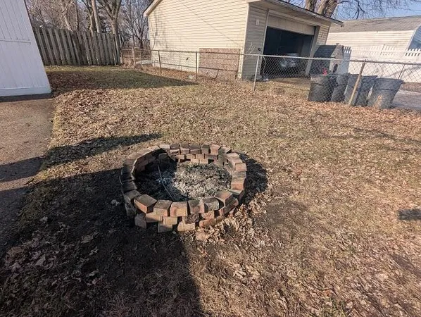 $99,900 | 18591 Harman Street, Melvindale, MI 48122