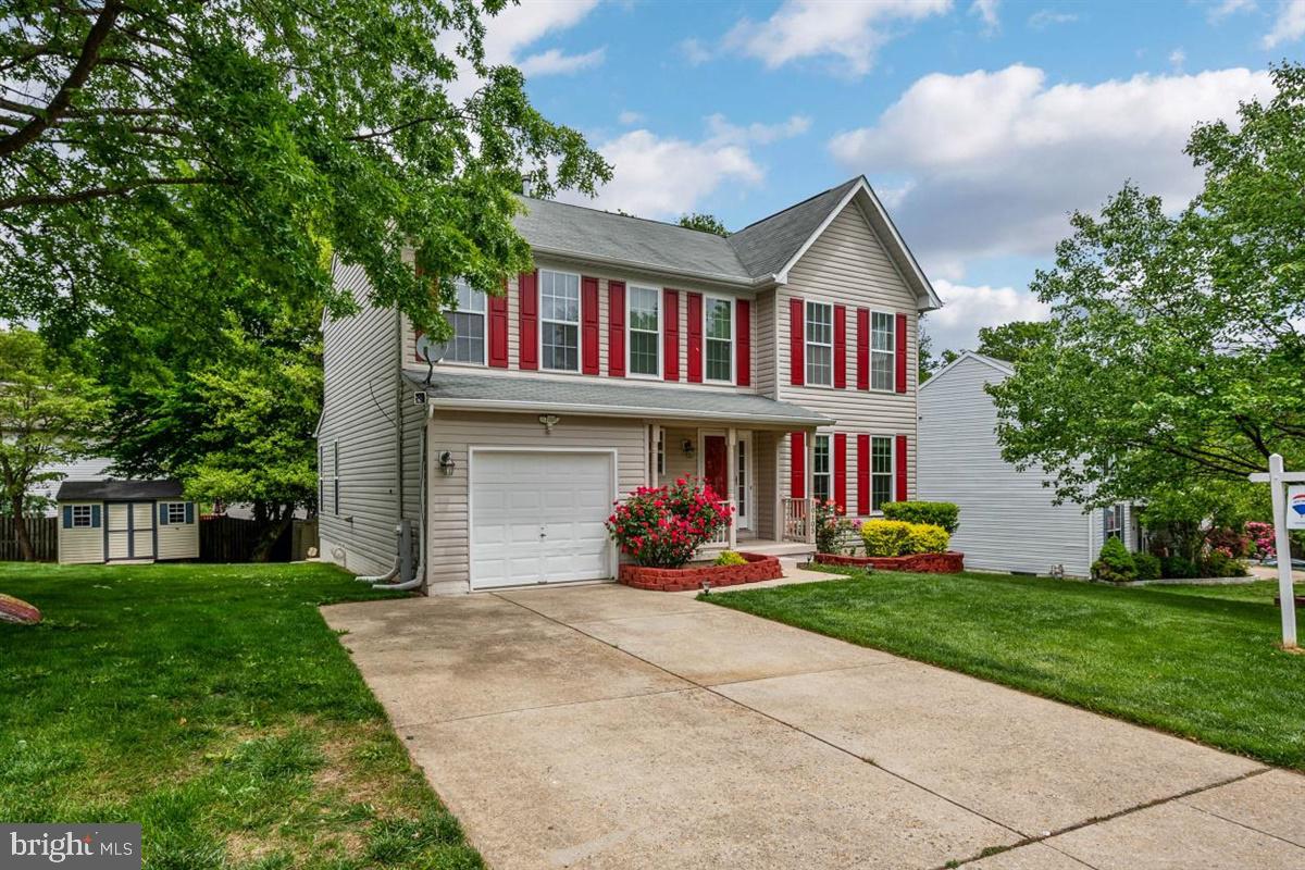 10105 Summershade Lane Springdale, MD 20721 - Photo 2 of 41