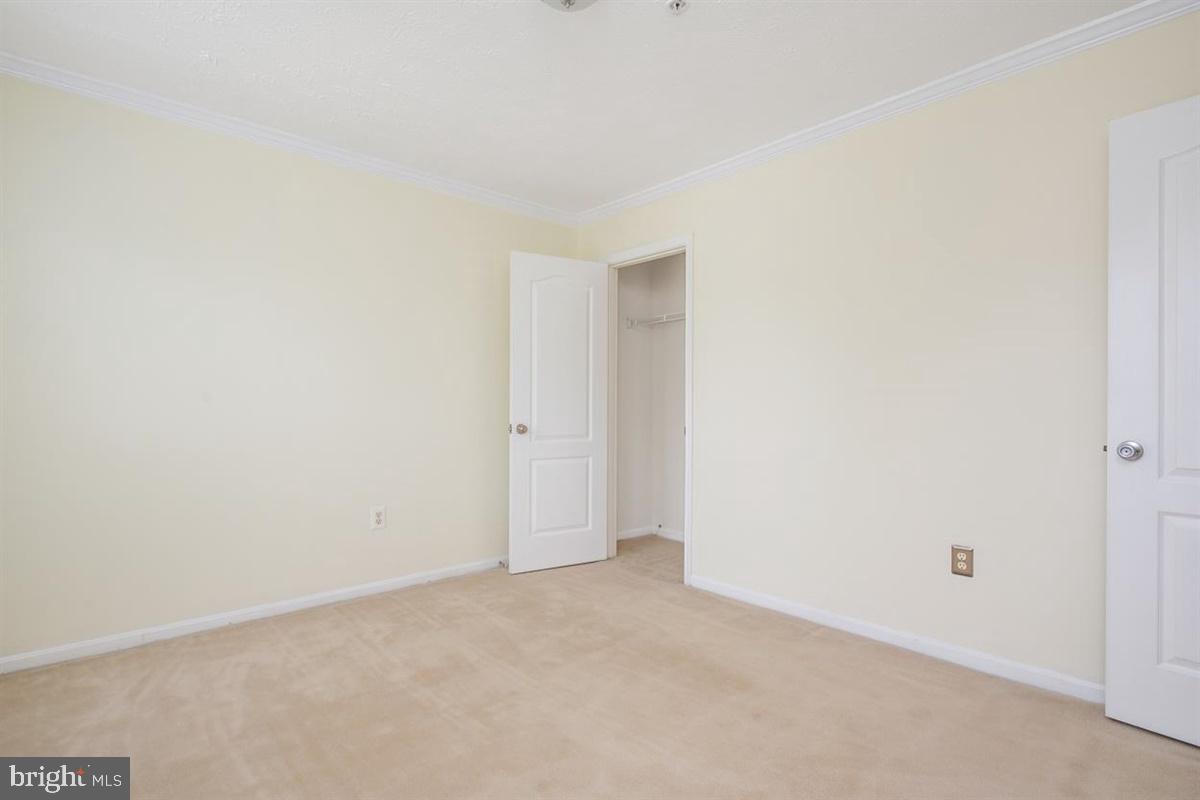 10105 Summershade Lane Springdale, MD 20721 - Photo 18 of 41