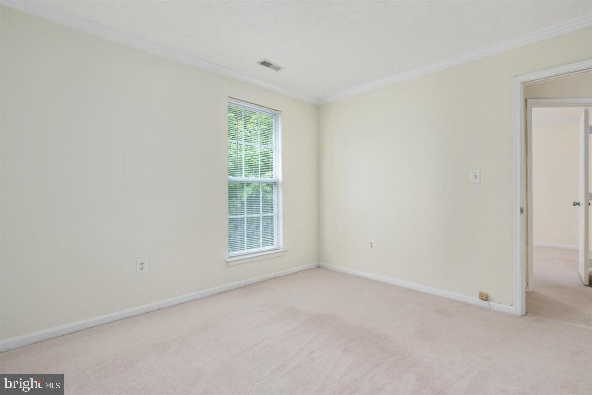 10105 Summershade Lane Springdale, MD 20721 - Photo 20 of 41