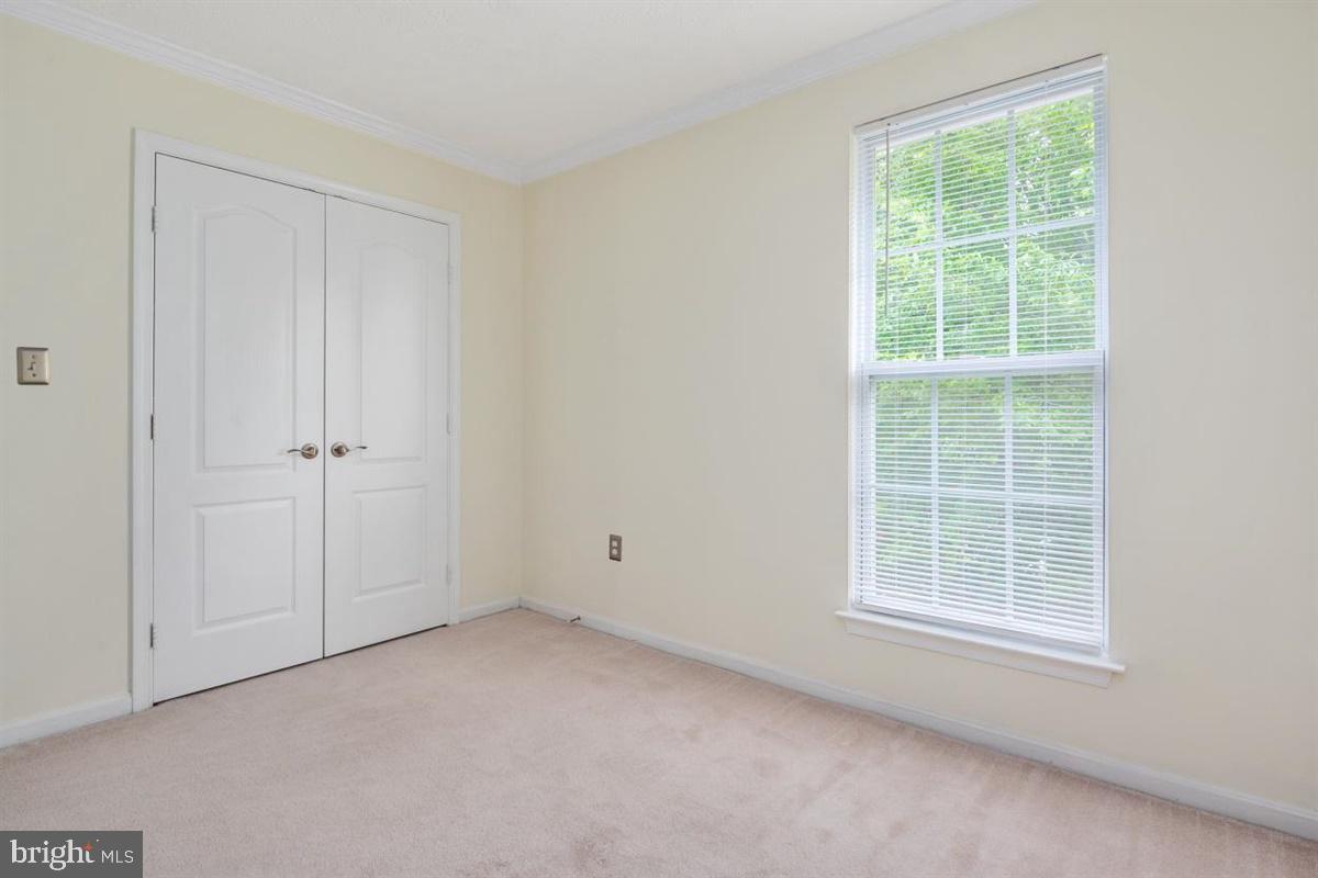 10105 Summershade Lane Springdale, MD 20721 - Photo 22 of 41