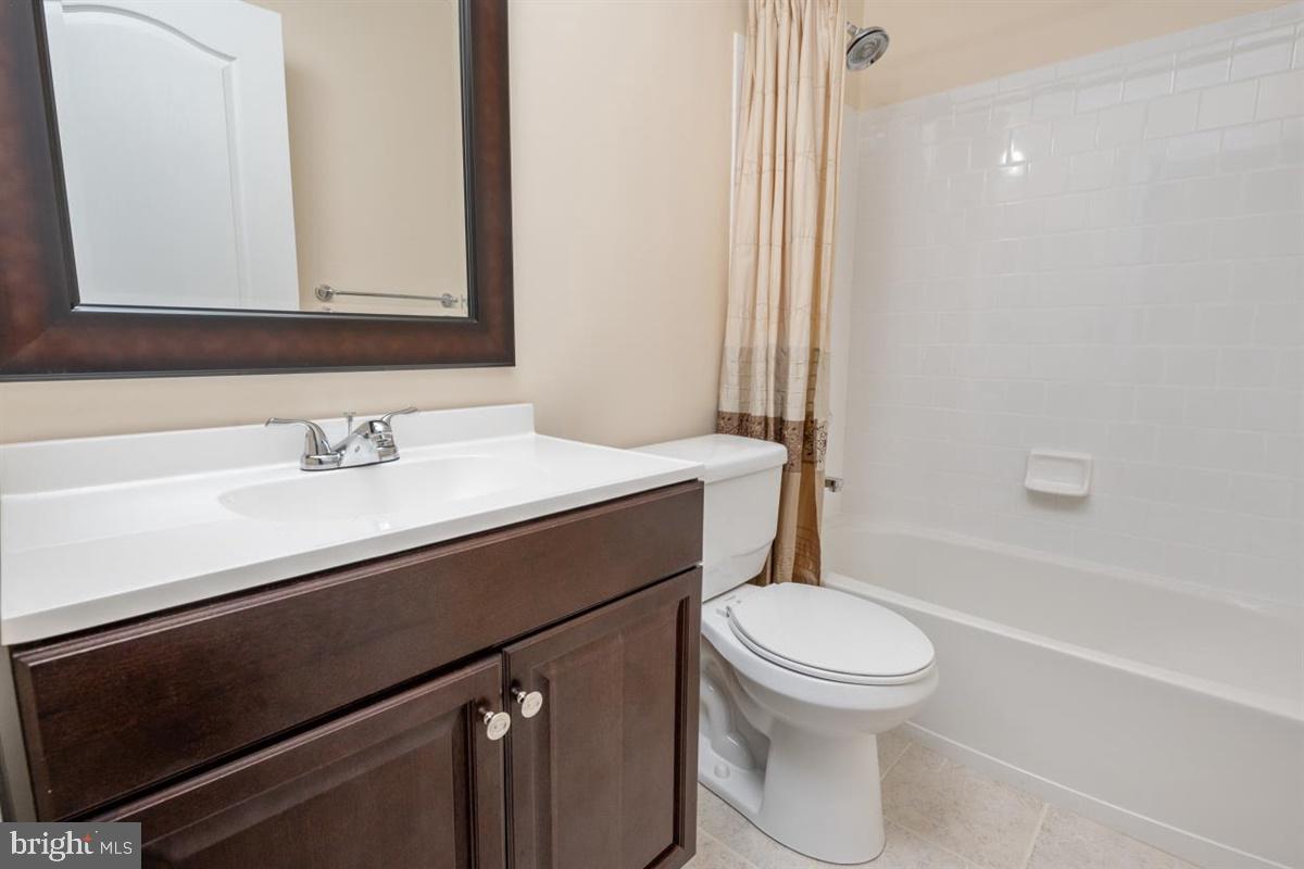 10105 Summershade Lane Springdale, MD 20721 - Photo 23 of 41