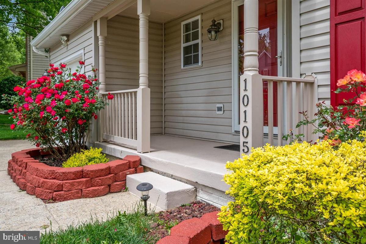 10105 Summershade Lane Springdale, MD 20721 - Photo 4 of 41