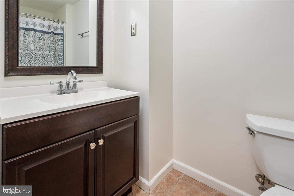 10105 Summershade Lane Springdale, MD 20721 - Photo 32 of 41