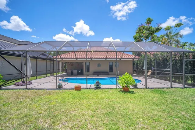 $725,000 | 820 Southwest 87th Terrace, Plantation, FL 33324