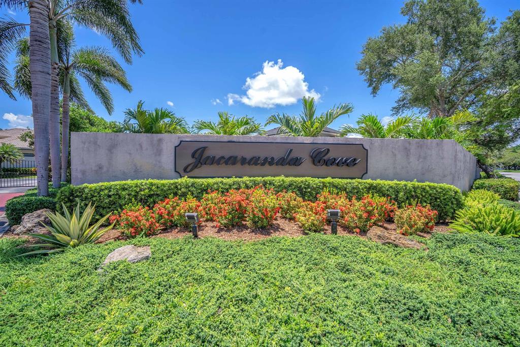 820 Southwest 87th Terrace Plantation, FL 33324 - Photo 41 of 41 a view of a garden with a fountain