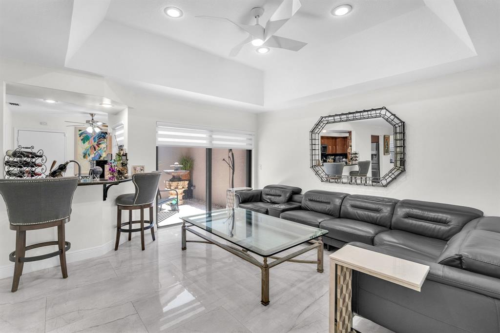 820 Southwest 87th Terrace Plantation, FL 33324 - Photo 7 of 41