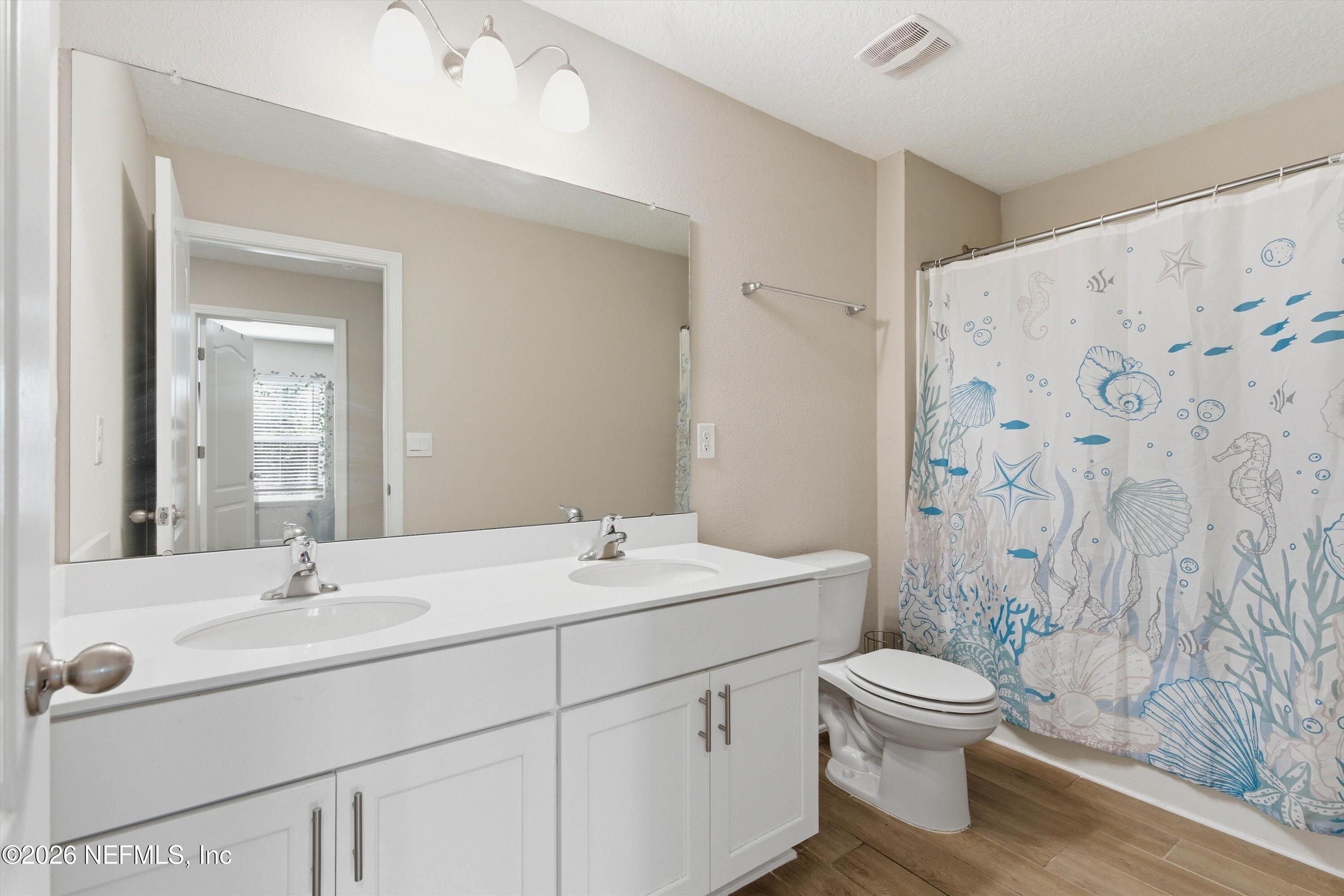 65672 Edgewater Drive Yulee, FL 32097 - Photo 20 of 36 Bathroom 2