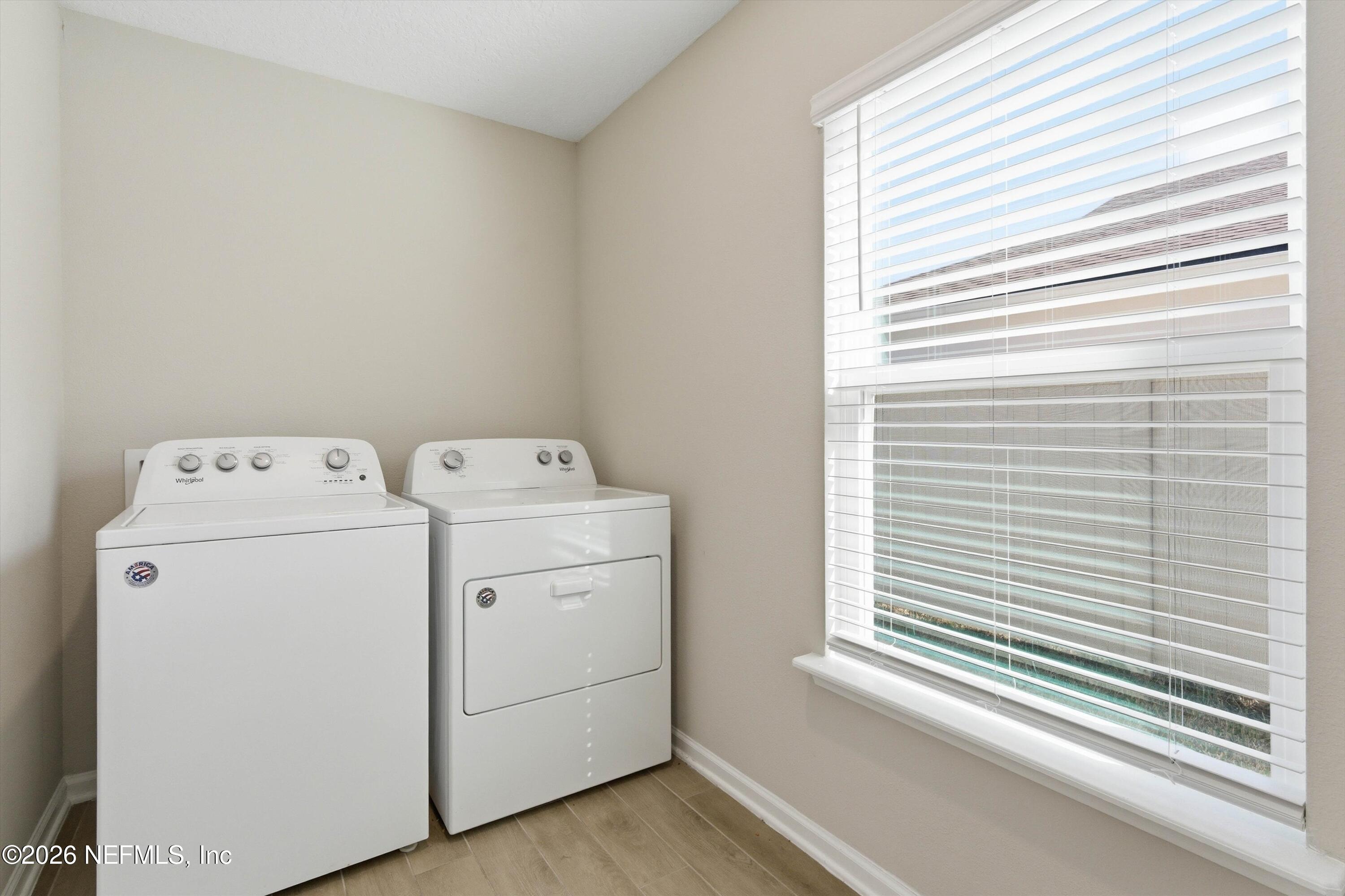 65672 Edgewater Drive Yulee, FL 32097 - Photo 21 of 36 Laundry