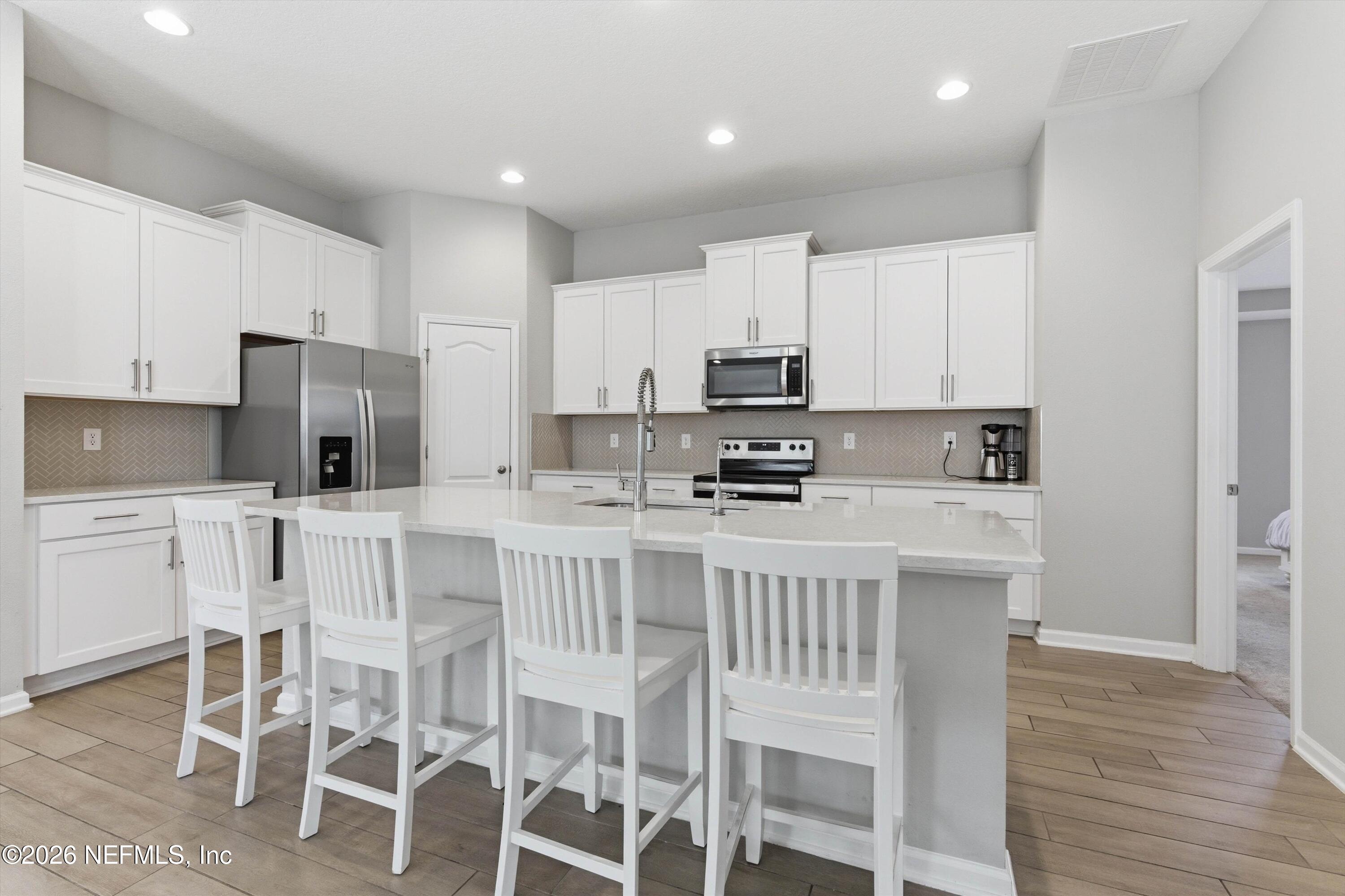 65672 Edgewater Drive Yulee, FL 32097 - Photo 7 of 36 Kitchen