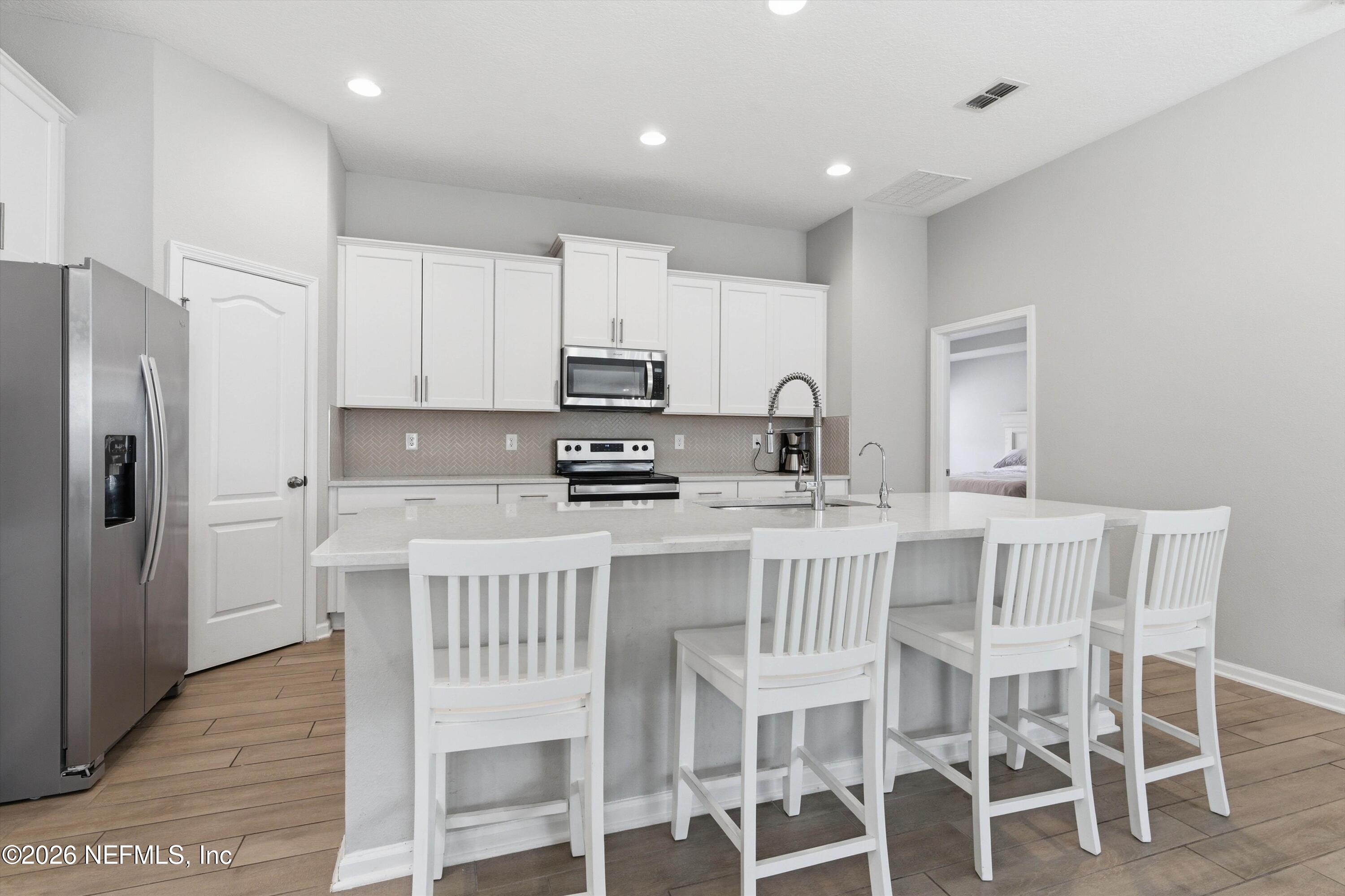 65672 Edgewater Drive Yulee, FL 32097 - Photo 8 of 36 Kitchen