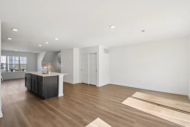 $312,990 | 903 Briar Gln Court, Hampshire, IL 60140