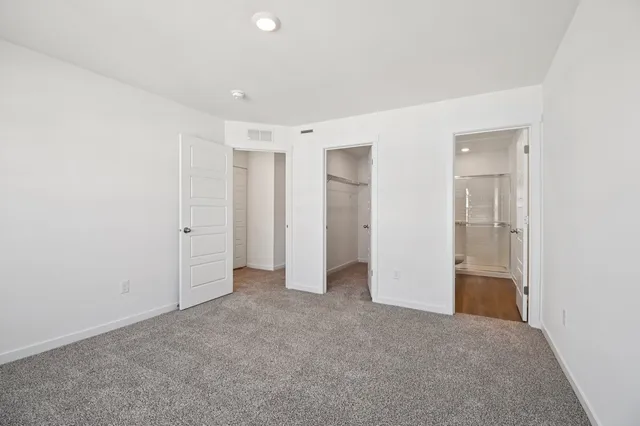 $312,990 | 903 Briar Gln Court, Hampshire, IL 60140