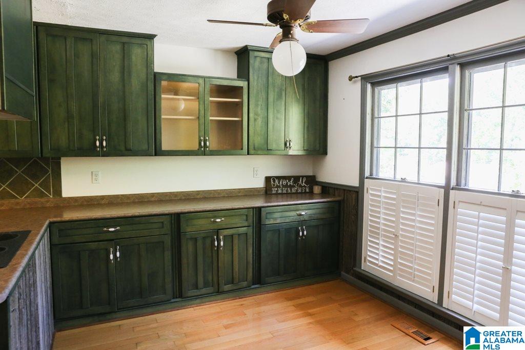909 Mountain Brook Road Oxford, AL 36203 - Photo 10 of 49