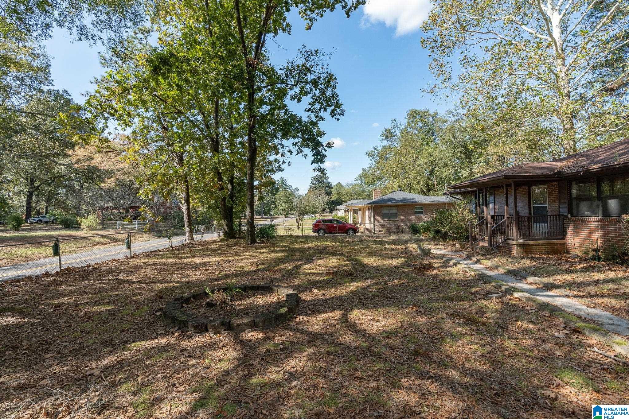 547 Springdale Road Mount Olive, AL 35117 - Photo 3 of 24