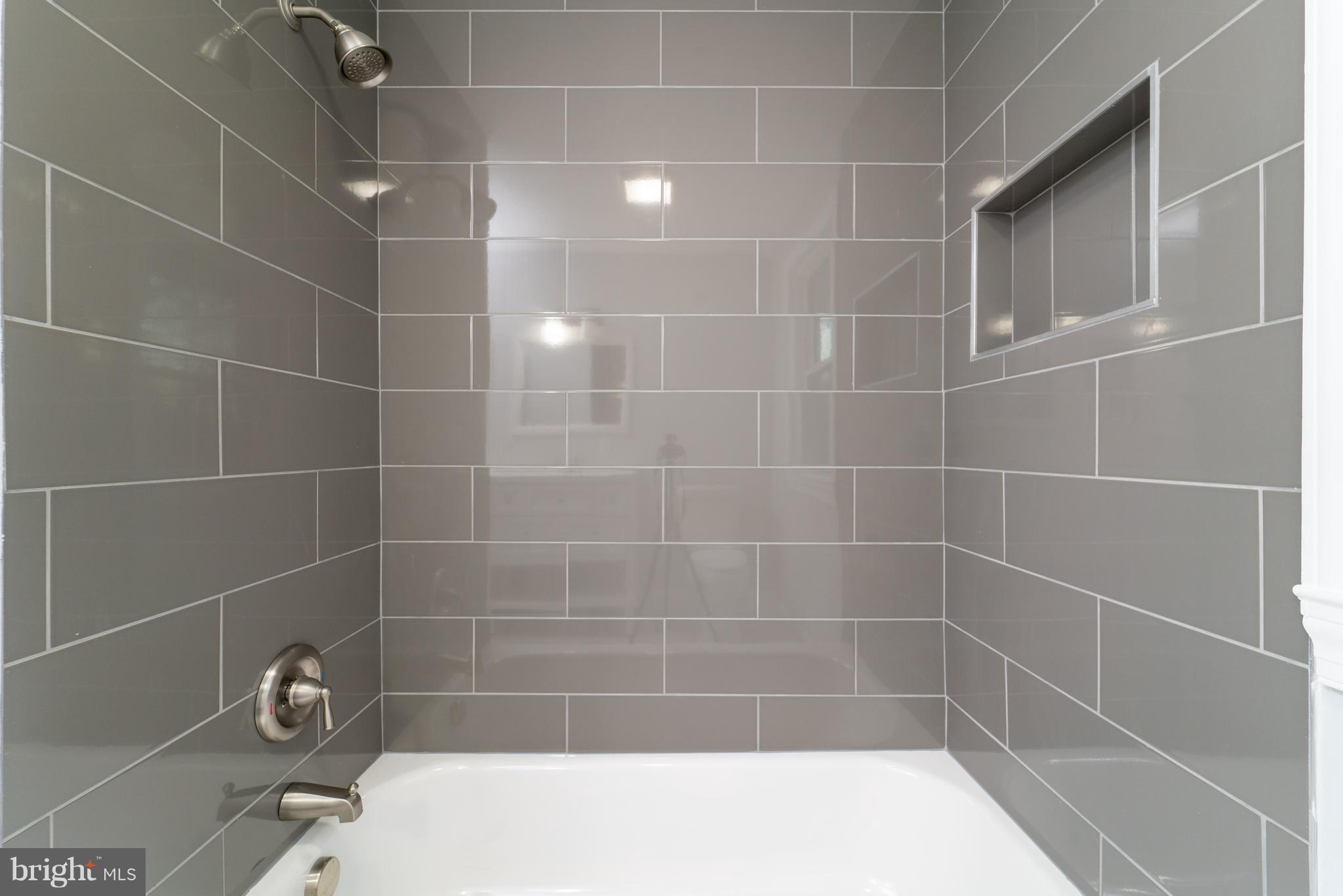 1233 Evergreen Road Wilmington, DE 19803 - Photo 19 of 23 Hall Bath