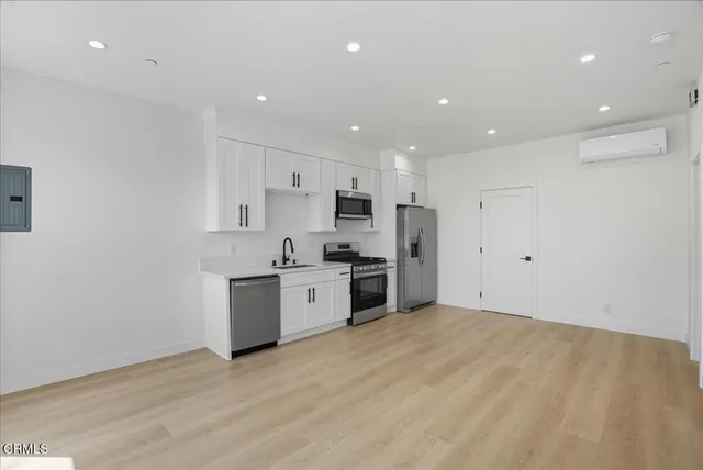 $2,600 | 1903 Ocean Avenue, Ventura, CA 93001