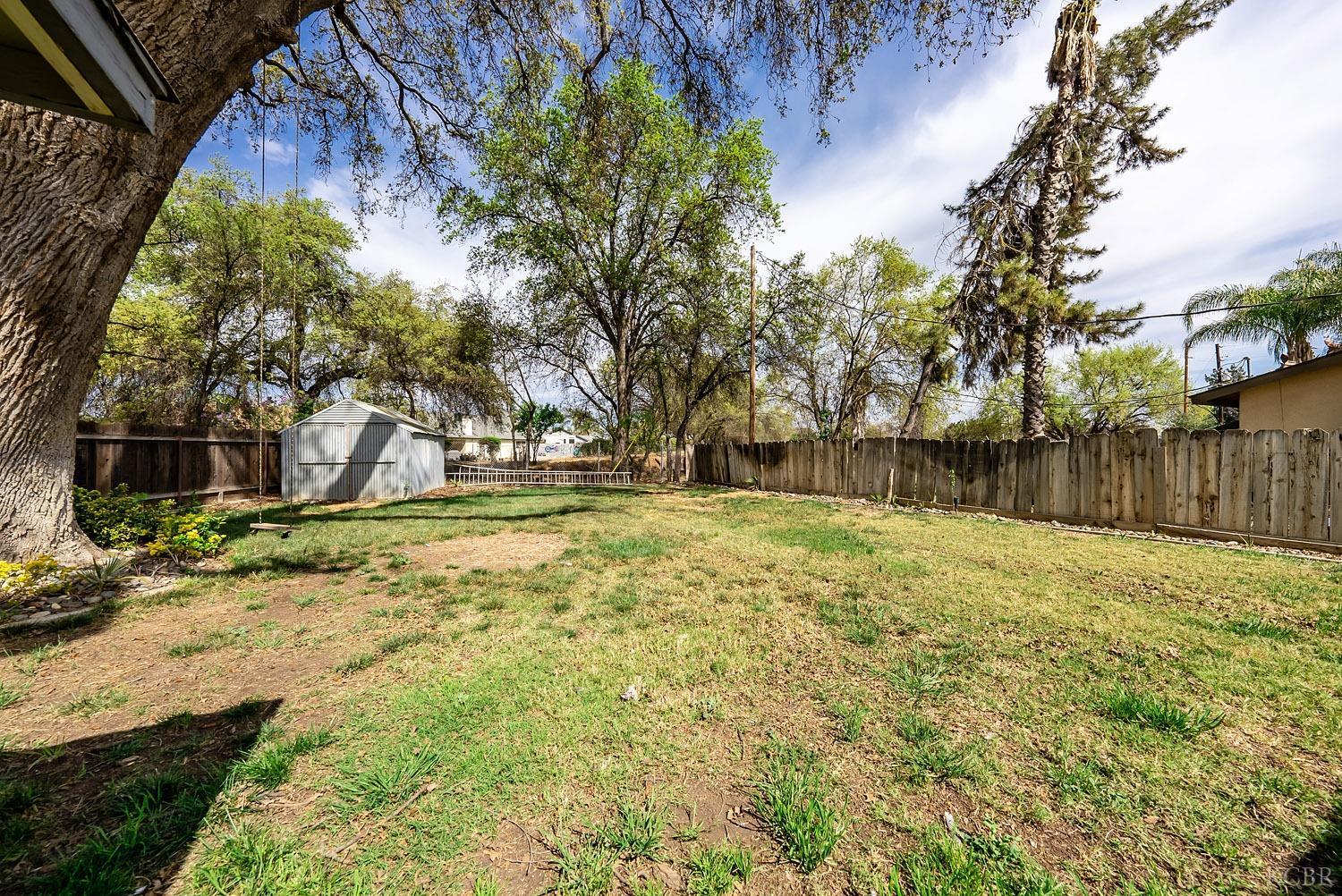 952 Raymond Road Hanford, CA 93230 - Photo 19 of 26 Gallery Image 19