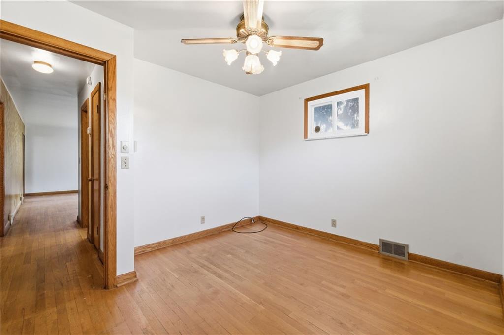 1003 Hazel Street New Castle, PA 16101 - Photo 10 of 40