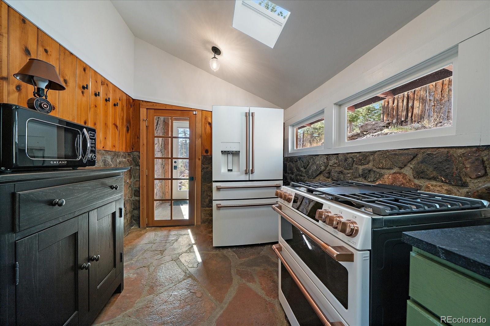 81 Raccoon Circle Evergreen, CO 80439 - Photo 24 of 50