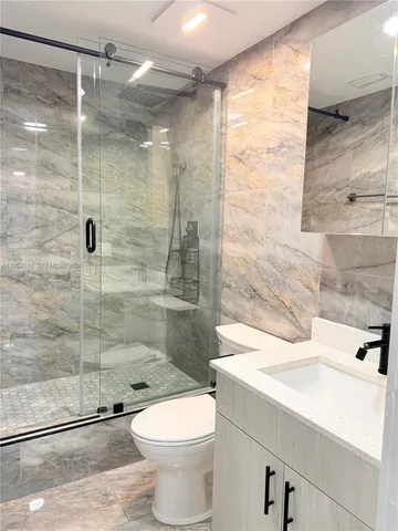 $3,000 | 7330 Northwest 174th Terrace, Unit 204, Hialeah, FL 33015