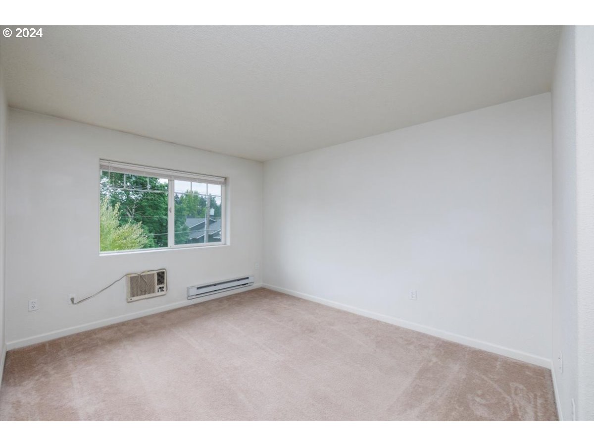 14635 Southwest Beard Road, Unit 201 Beaverton, OR 97007 - Photo 16 of 26 Gallery Image 16