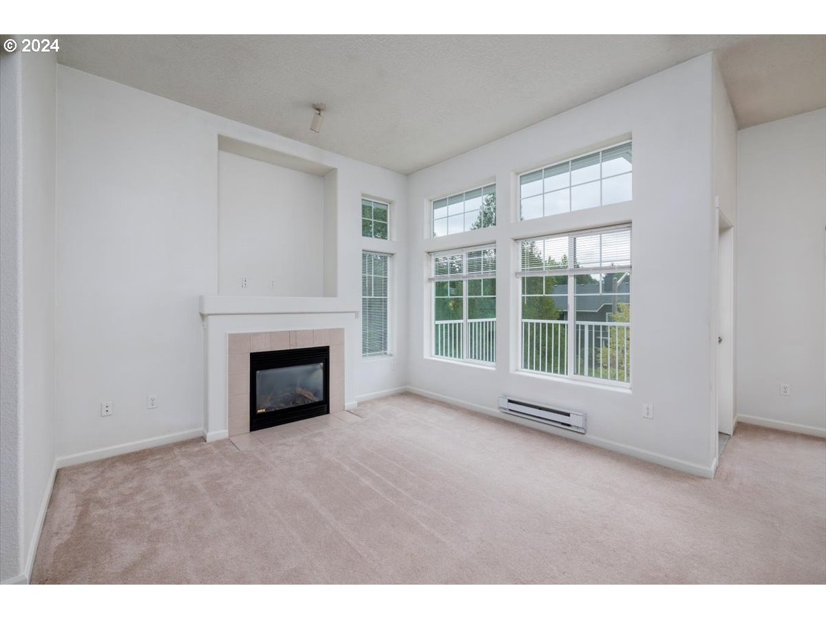 14635 Southwest Beard Road, Unit 201 Beaverton, OR 97007 - Photo 6 of 26 Gallery Image 6