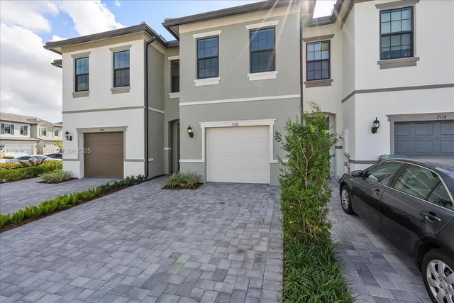 $3,550 | 2108 Appleton Circle North, Oakland Park, FL 33309