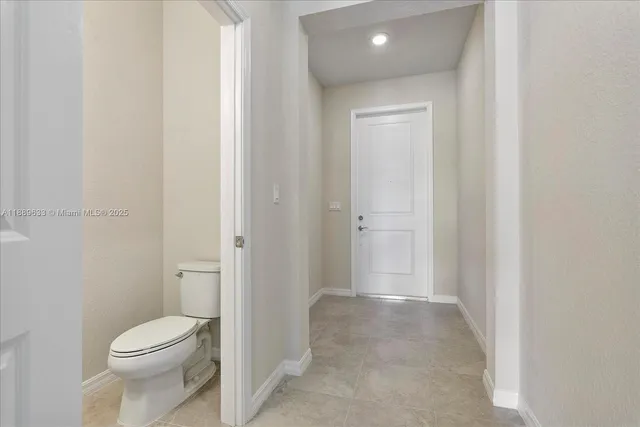 $3,550 | 2108 Appleton Circle North, Oakland Park, FL 33309