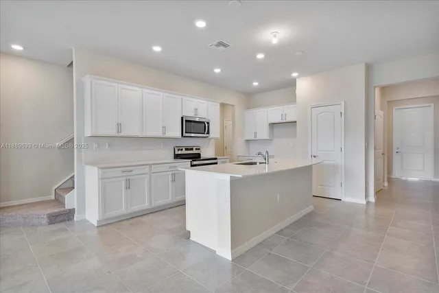 $3,550 | 2108 Appleton Circle North, Oakland Park, FL 33309