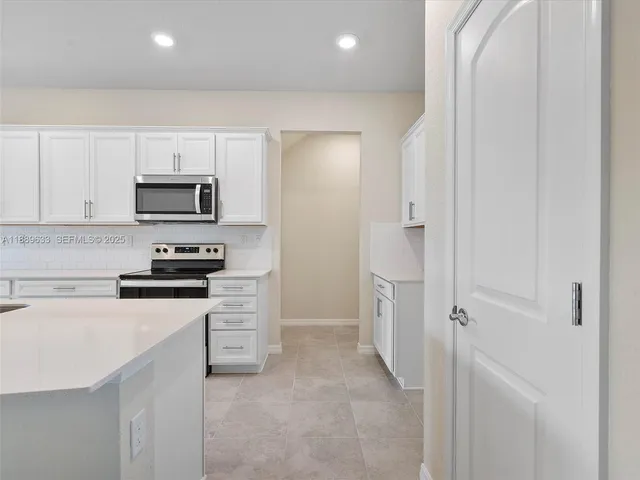 $3,550 | 2108 Appleton Circle North, Oakland Park, FL 33309