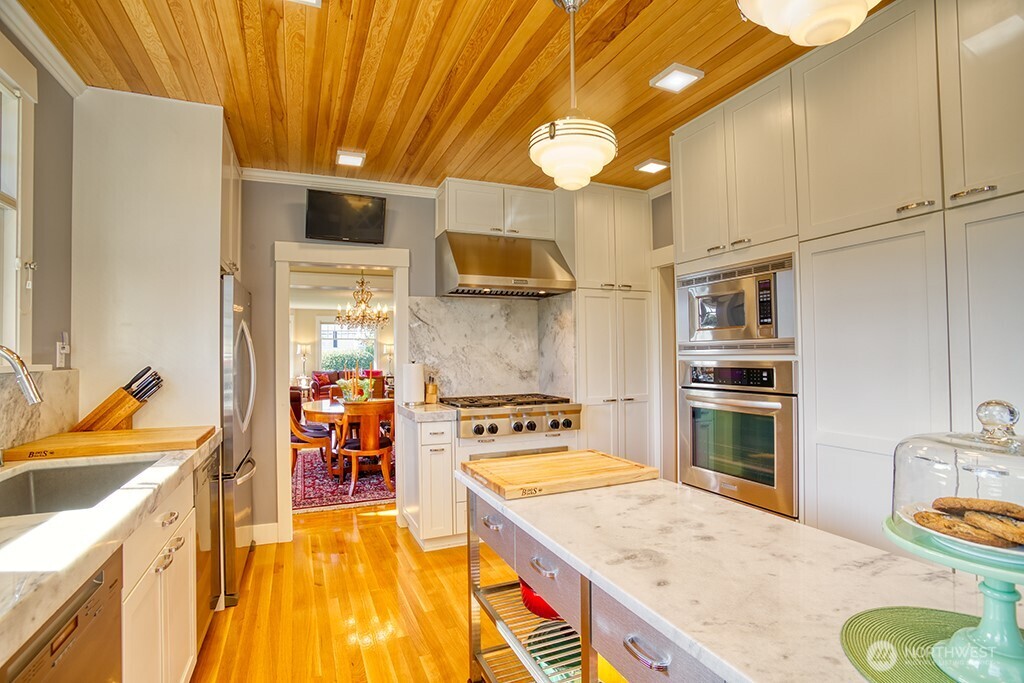 1305 10th Street Everett, WA 98201 - Photo 13 of 37