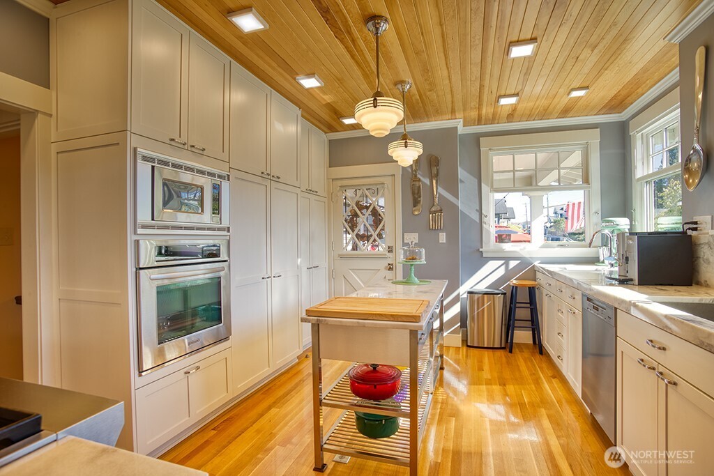 1305 10th Street Everett, WA 98201 - Photo 14 of 37