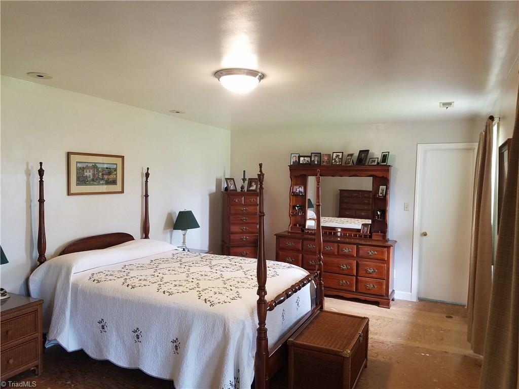 133 East Valley View Road Advance, NC 27006 - Photo 11 of 30 Gallery Image 11