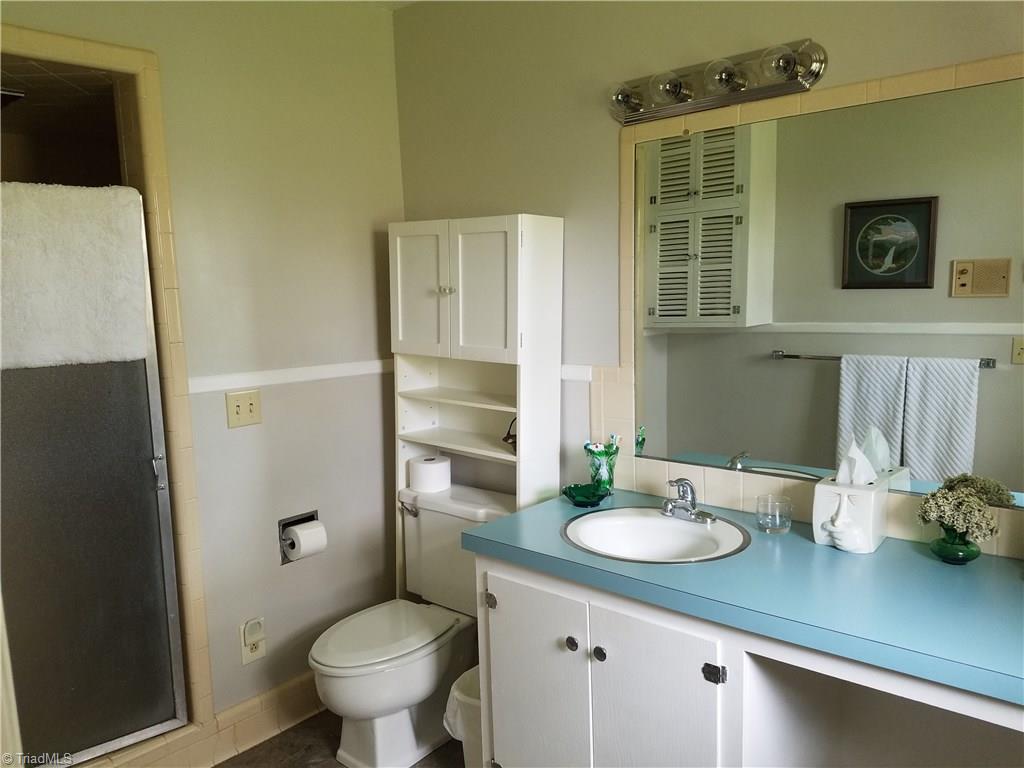 133 East Valley View Road Advance, NC 27006 - Photo 12 of 30 Gallery Image 12