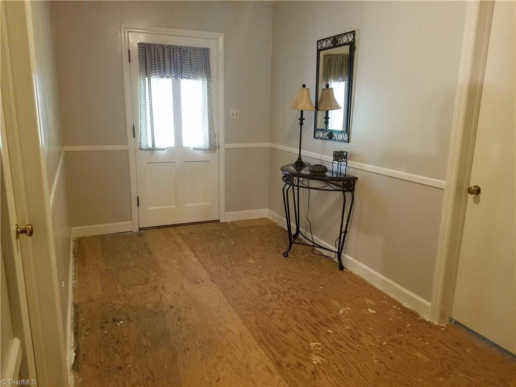 133 East Valley View Road Advance, NC 27006 - Photo 8 of 30 Gallery Image 8