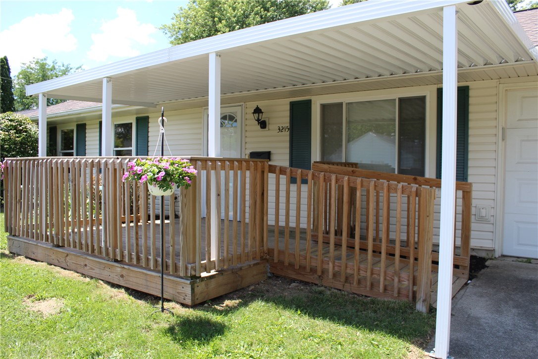 3215 Nantucket Street Springfield, OH 45503 - Photo 3 of 32