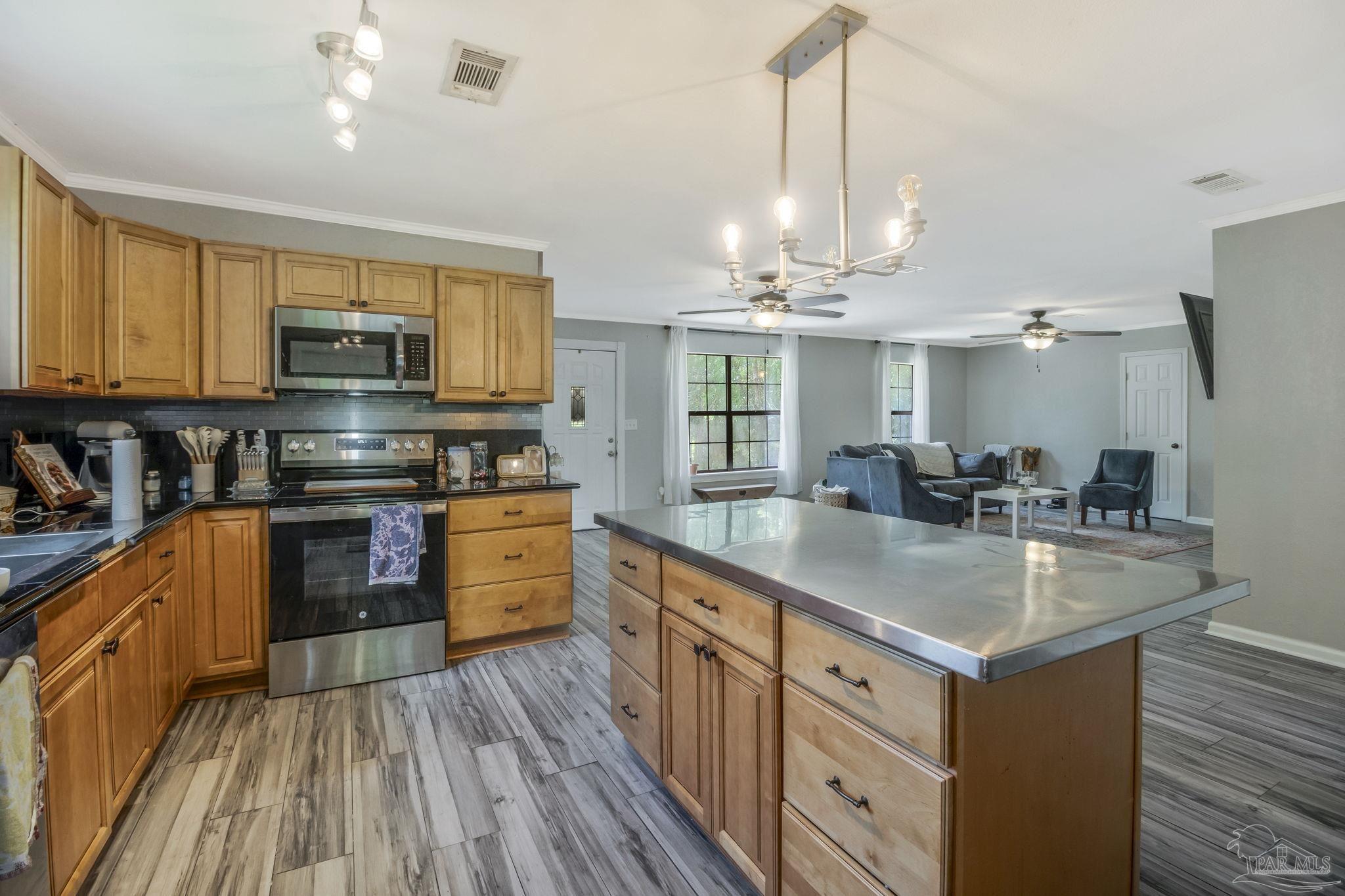 5985 North Airport Road Milton, FL 32583 - Photo 5 of 9 Gallery Image 5