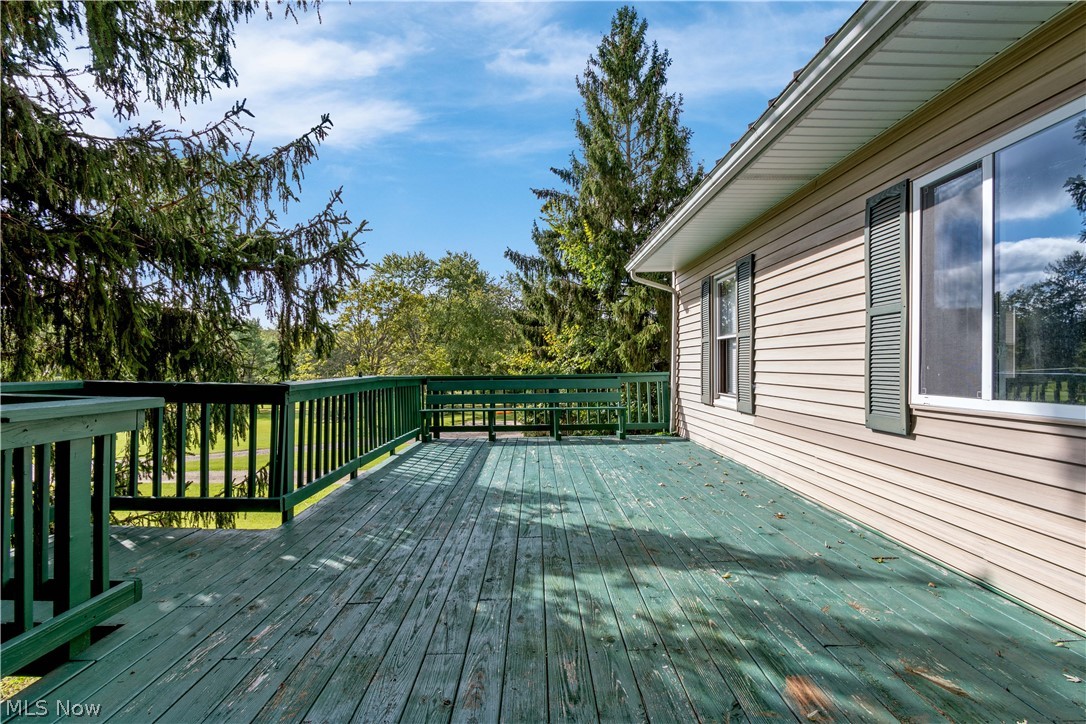 3128 Houston Road Barberton, OH 44203 - Photo 3 of 24 Front Deck