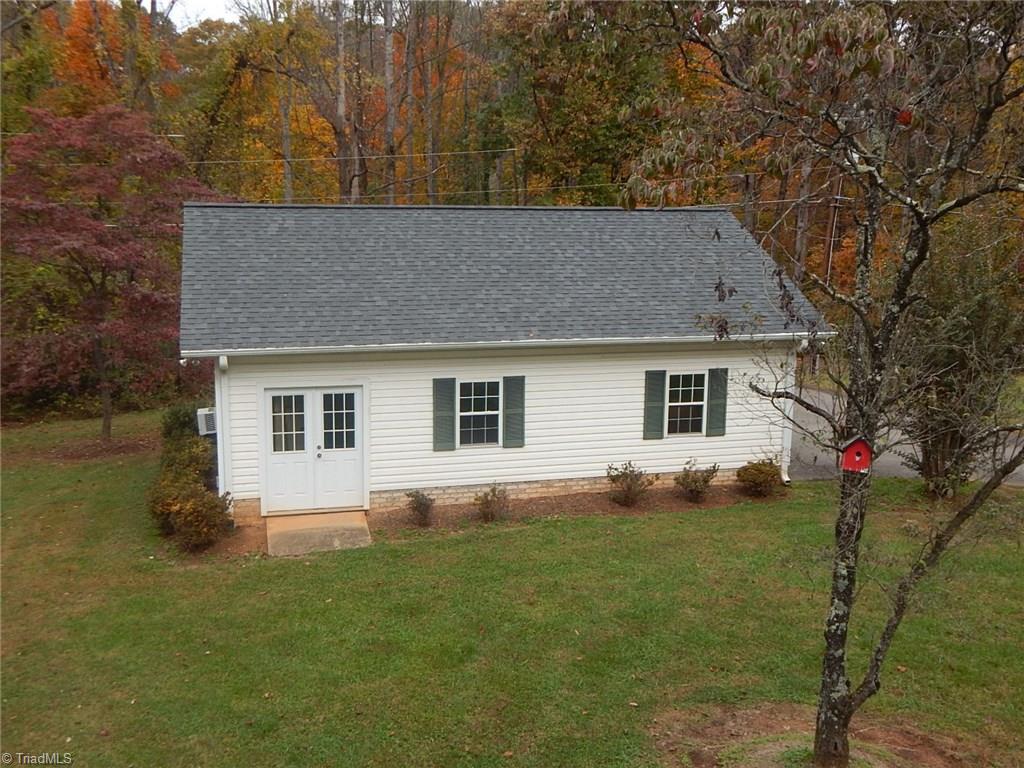 105 Bon Aire Road Elkin, NC 28621 - Photo 19 of 20 Gallery Image 19