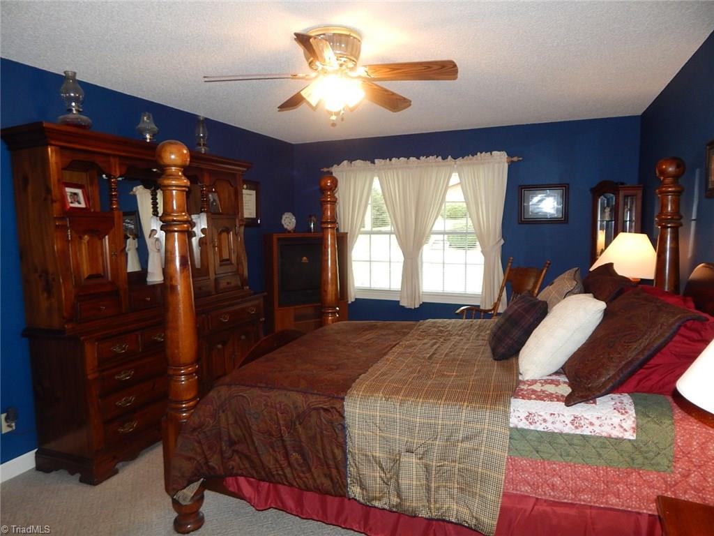 105 Bon Aire Road Elkin, NC 28621 - Photo 6 of 20 Gallery Image 6